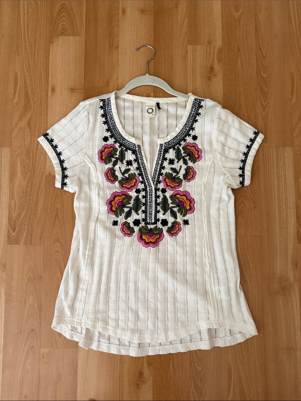 Anthropologie White Tunic with Pink & Green Floral Embroidery